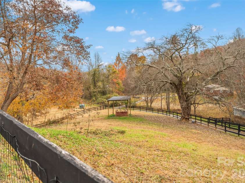 1654 Goose Creek Road, Marion, NC 28752.  MLS# CAR4328887, YatesRealty ID 2708. 