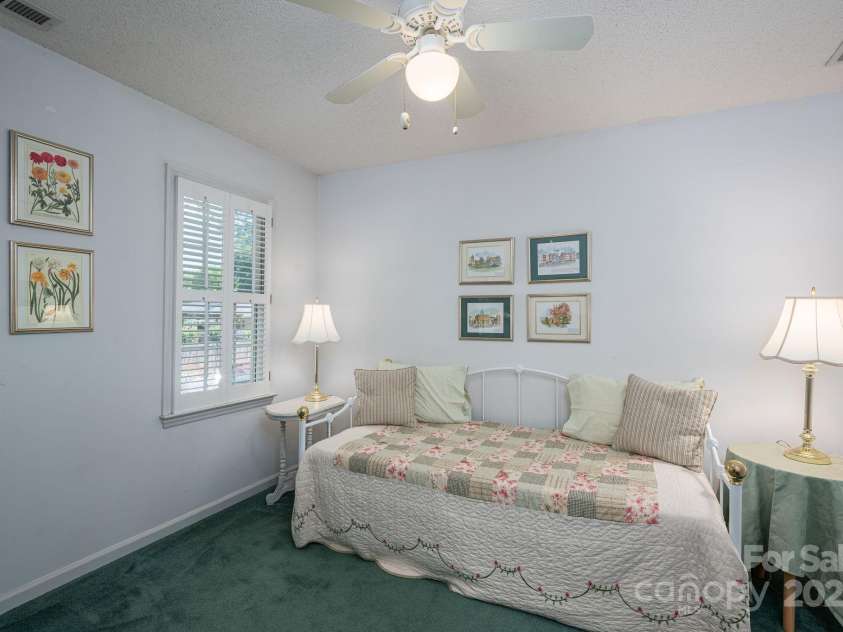 107 Southfork Drive, Belmont, NC 28012.  MLS# CAR4243495, YatesRealty ID 27080. 