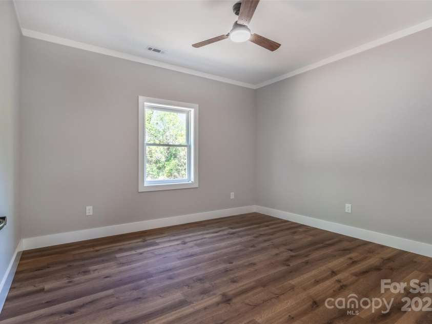 288 Blue Cedar Road, Sylva, NC 28779.  MLS# CAR4276447, YatesRealty ID 27081. 2nd bedroom