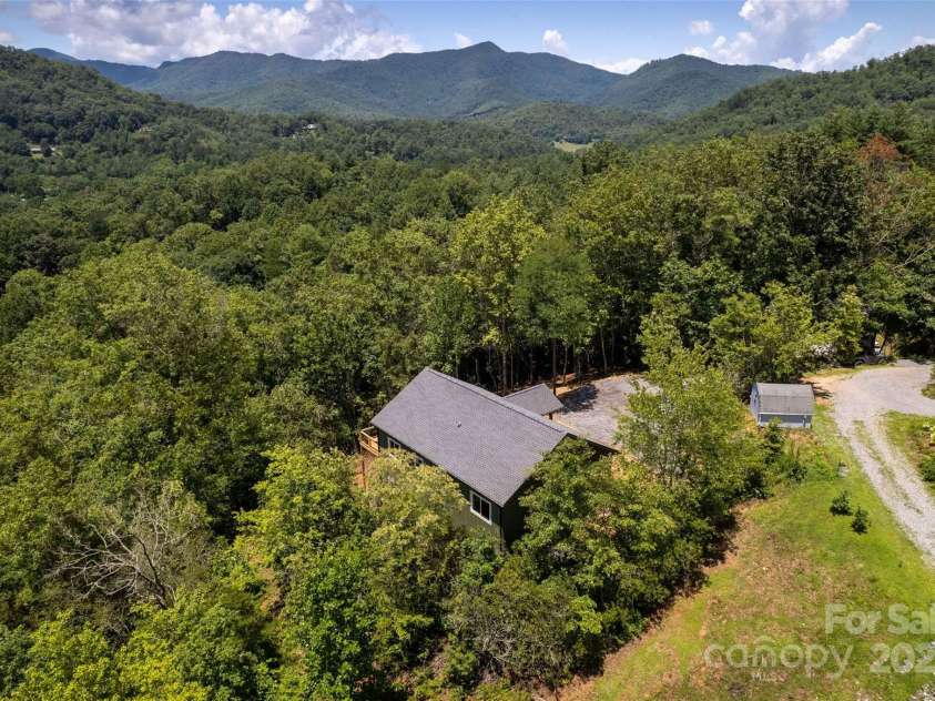 288 Blue Cedar Road, Sylva, NC 28779.  MLS# CAR4276447, YatesRealty ID 27081. 