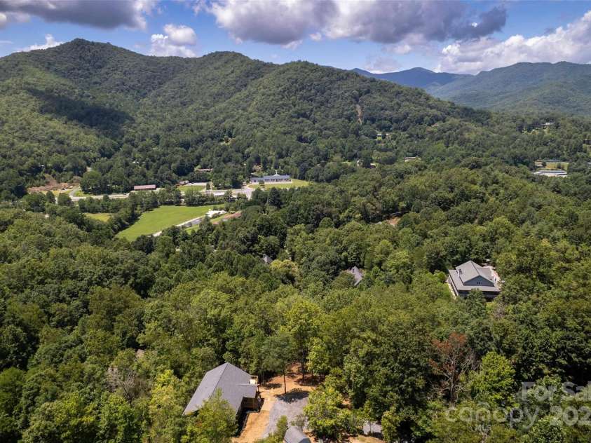 288 Blue Cedar Road, Sylva, NC 28779.  MLS# CAR4276447, YatesRealty ID 27081. 