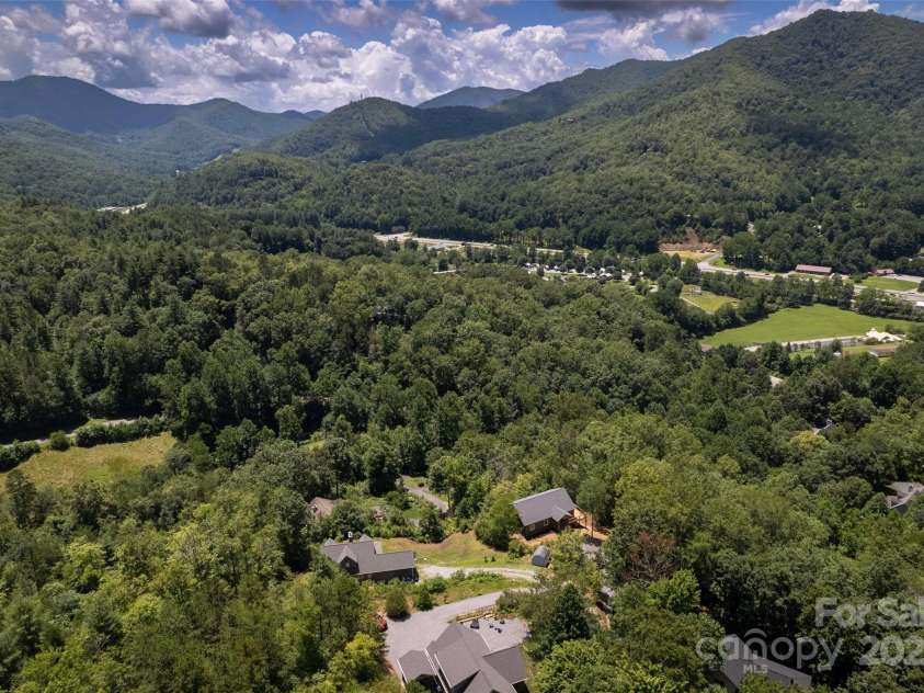 288 Blue Cedar Road, Sylva, NC 28779.  MLS# CAR4276447, YatesRealty ID 27081. 
