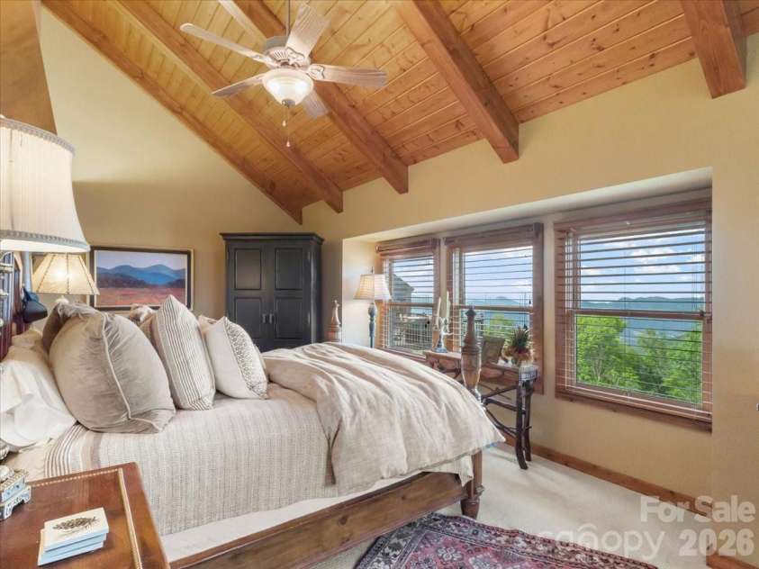 373 Rhododendron Lane, Burnsville, NC 28714.  MLS# CAR4385740, YatesRealty ID 27082. 