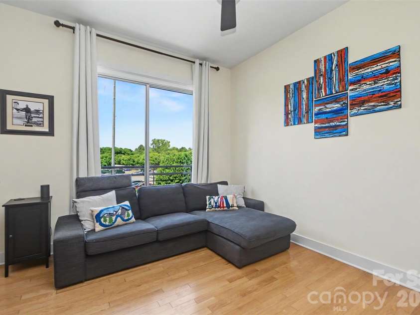 613 Mcninch Street, Charlotte, NC 28208.  MLS# CAR4381151, YatesRealty ID 27083. 