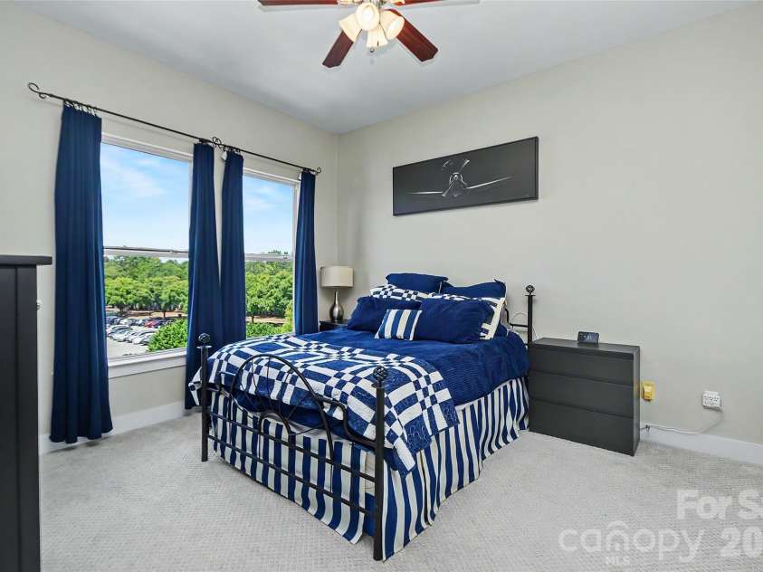 613 Mcninch Street, Charlotte, NC 28208.  MLS# CAR4381151, YatesRealty ID 27083. 