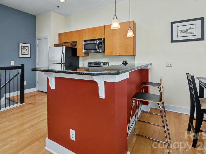 613 Mcninch Street, Charlotte, NC 28208.  MLS# CAR4381151, YatesRealty ID 27083. 
