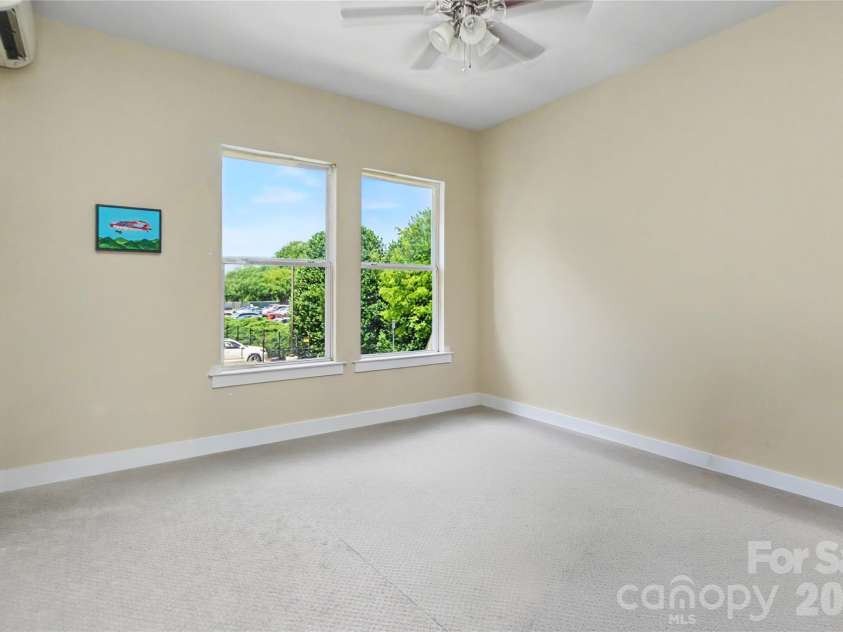 613 Mcninch Street, Charlotte, NC 28208.  MLS# CAR4381151, YatesRealty ID 27083. 