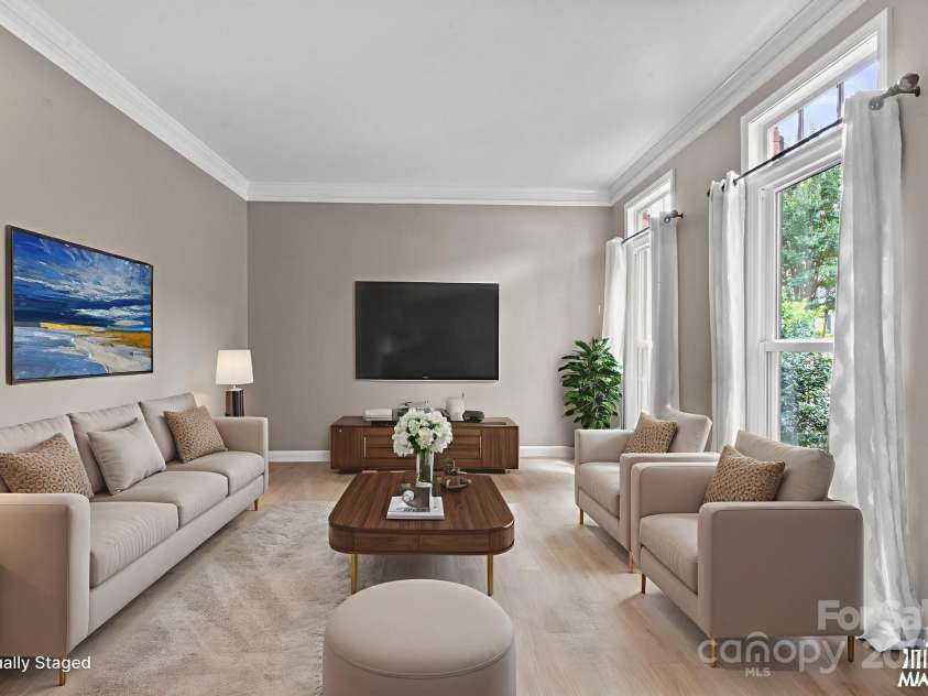 10108 Bayart Way, Huntersville, NC 28078.  MLS# CAR4280969, YatesRealty ID 27084. Or use this space as a gathering area