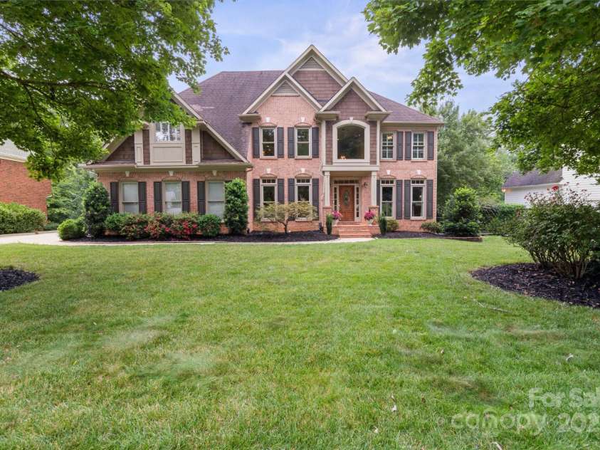 10108 Bayart Way, Huntersville, NC 28078.  MLS# CAR4280969, YatesRealty ID 27084. Welcome to 10108 Bayart Way!