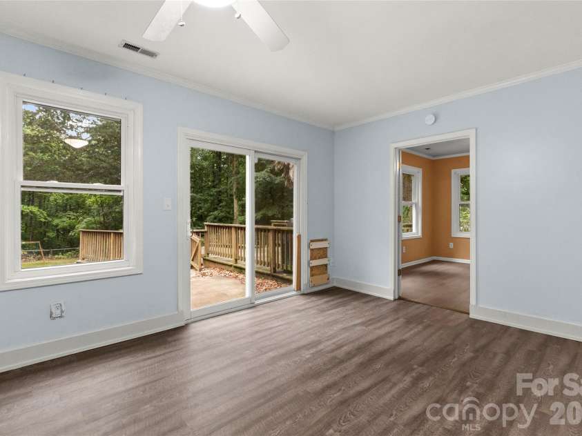 132 Lismark Drive, Mooresville, NC 28117.  MLS# CAR4351348, YatesRealty ID 27084. Den