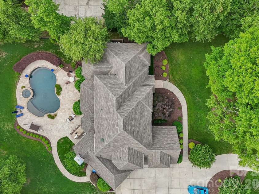 8905 Whirlaway Lane, Waxhaw, NC 28173.  MLS# CAR4382137, YatesRealty ID 27085. 