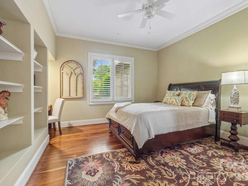 8905 Whirlaway Lane, Waxhaw, NC 28173.  MLS# CAR4382137, YatesRealty ID 27085. 