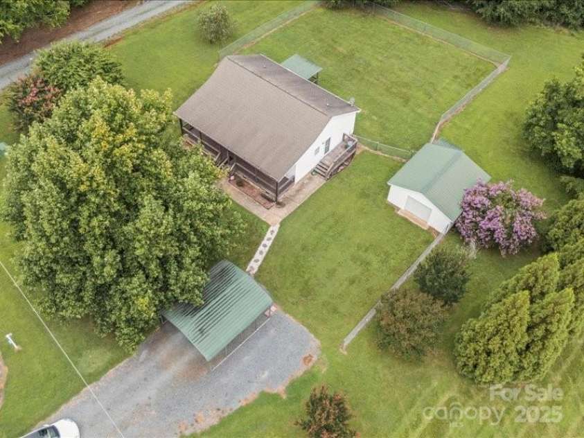 38009 Porter Road, Albemarle, NC 28001.  MLS# CAR4280889, YatesRealty ID 27086. 