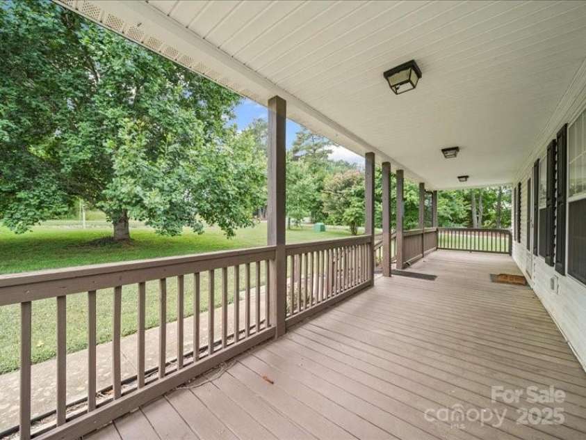 38009 Porter Road, Albemarle, NC 28001.  MLS# CAR4280889, YatesRealty ID 27086. -