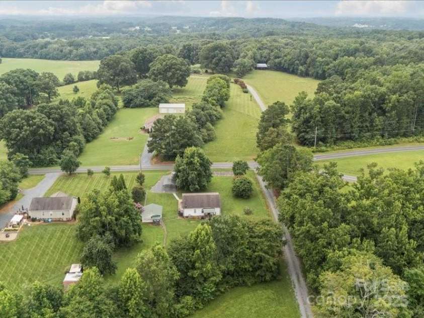 38009 Porter Road, Albemarle, NC 28001.  MLS# CAR4280889, YatesRealty ID 27086. 