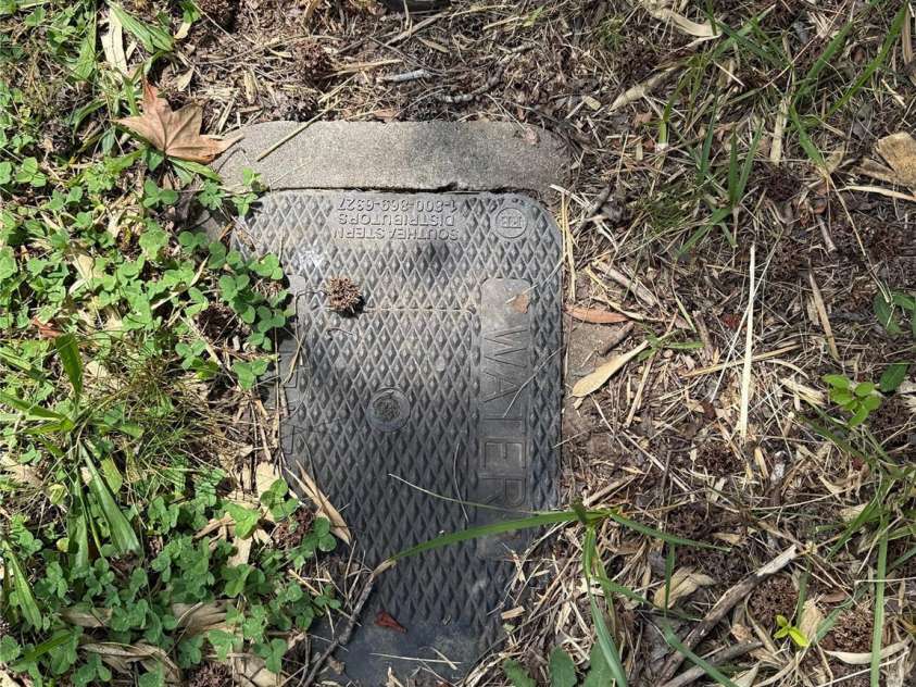 1400 Central Drive, Kannapolis, NC 28083.  MLS# CAR4278245, YatesRealty ID 27088. Water meter