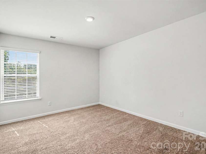 2727 Waybrook Drive, Dallas, NC 28034.  MLS# CAR4380867, YatesRealty ID 27088. 