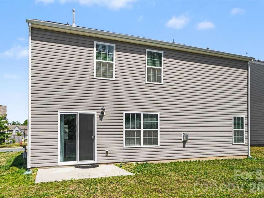2727 Waybrook Drive, Dallas, NC 28034.  MLS# CAR4380867, YatesRealty ID 27088. 