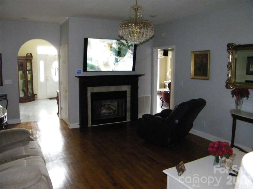 509 Main Street, Rockwell, NC 28138.  MLS# CAR4335018, YatesRealty ID 2709. 