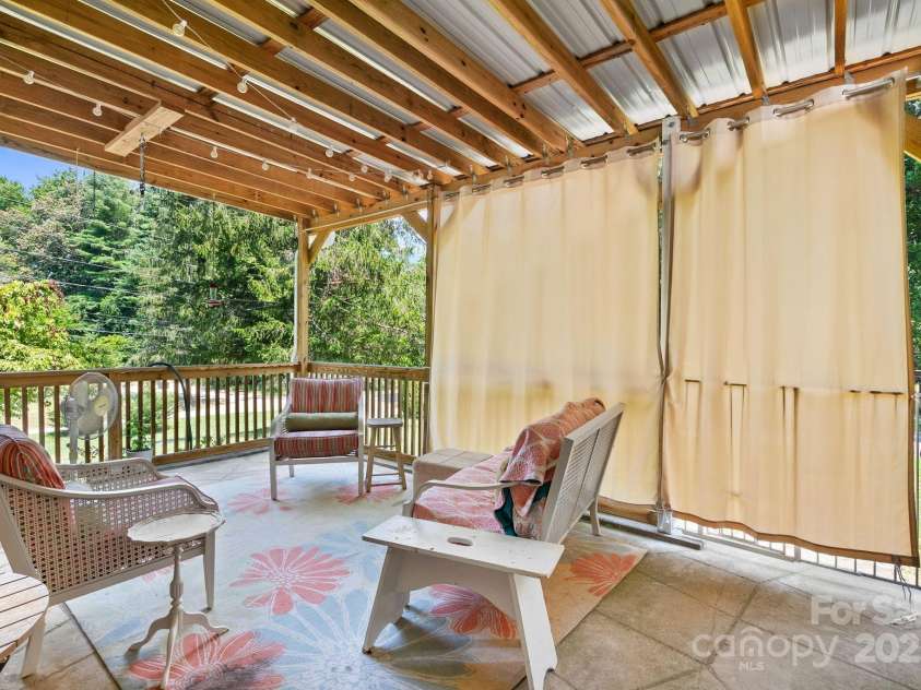 1215 Upper Brush Creek Road, Fairview, NC 28730.  MLS# CAR4273492, YatesRealty ID 27090. 