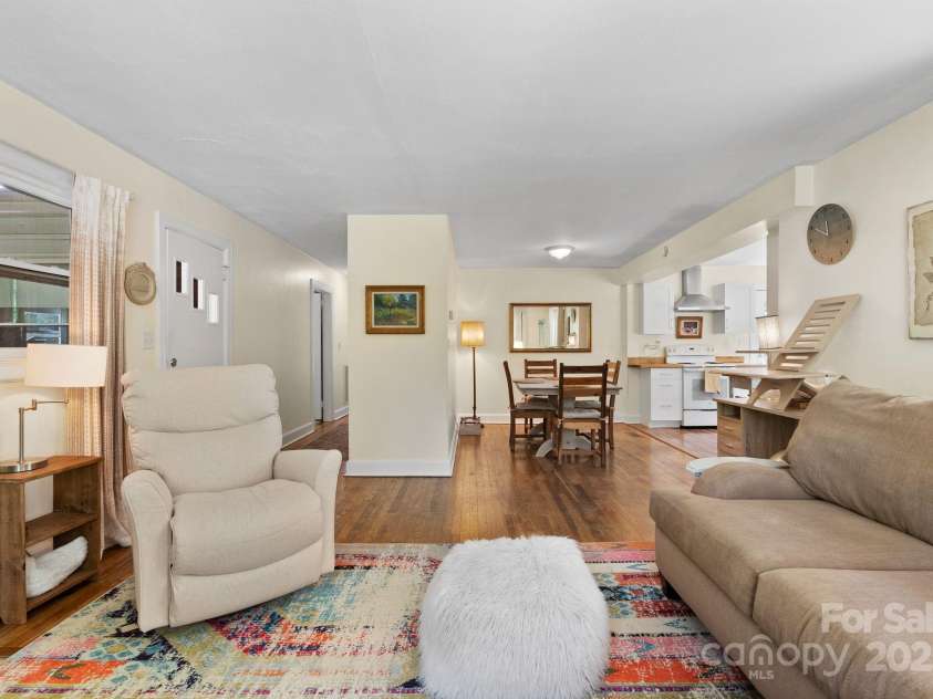 1215 Upper Brush Creek Road, Fairview, NC 28730.  MLS# CAR4273492, YatesRealty ID 27090. 