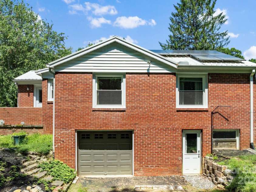 1215 Upper Brush Creek Road, Fairview, NC 28730.  MLS# CAR4273492, YatesRealty ID 27090. 