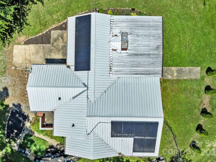 1215 Upper Brush Creek Road, Fairview, NC 28730.  MLS# CAR4273492, YatesRealty ID 27090. 