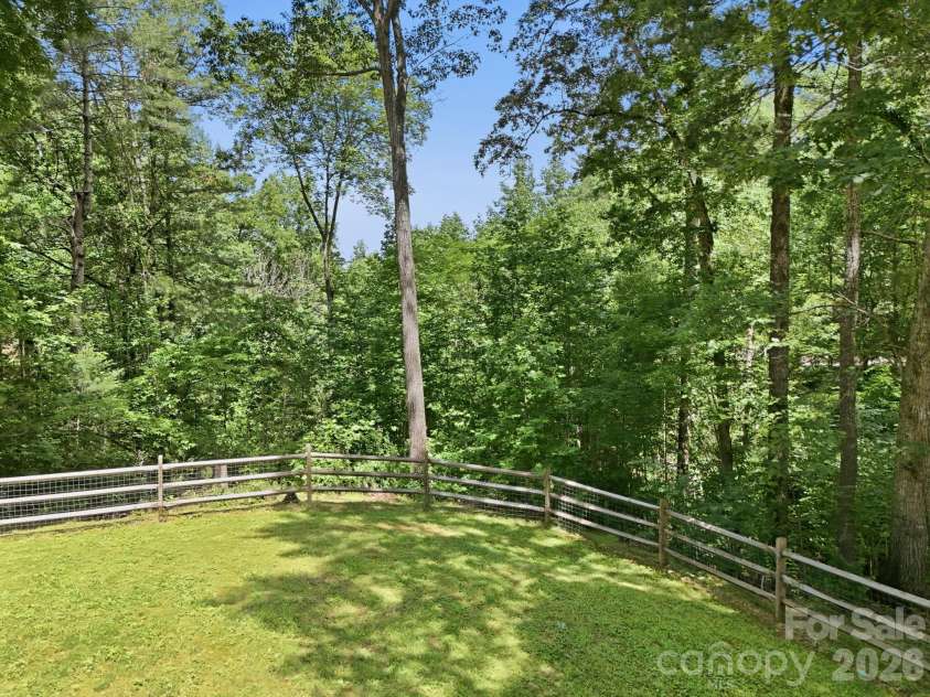 25 Theresa Terrace Road, Nebo, NC 28761.  MLS# CAR4382036, YatesRealty ID 27090. 