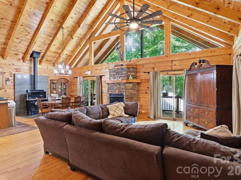 25 Theresa Terrace Road, Nebo, NC 28761.  MLS# CAR4382036, YatesRealty ID 27090. 