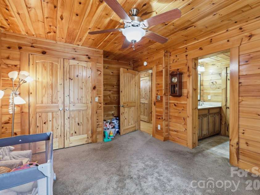 25 Theresa Terrace Road, Nebo, NC 28761.  MLS# CAR4382036, YatesRealty ID 27090. 