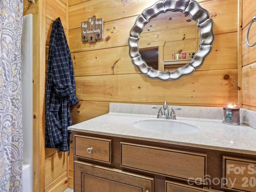 25 Theresa Terrace Road, Nebo, NC 28761.  MLS# CAR4382036, YatesRealty ID 27090. 