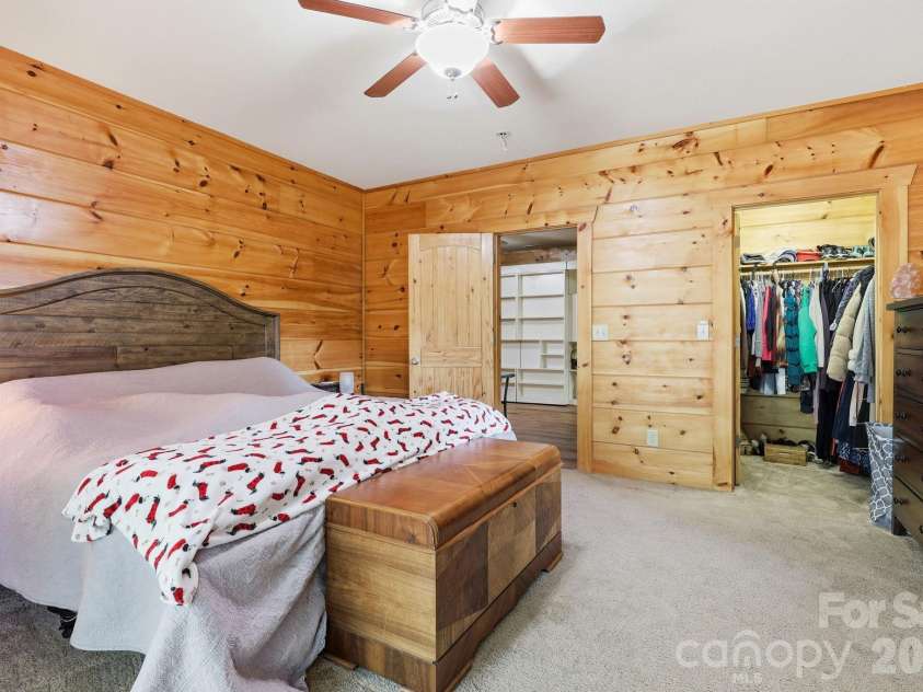 25 Theresa Terrace Road, Nebo, NC 28761.  MLS# CAR4382036, YatesRealty ID 27090. 