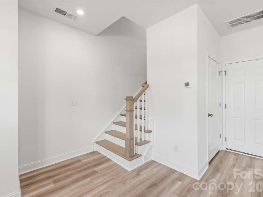 15309 Ballancroft Parkway, Charlotte, NC 28277.  MLS# CAR4370374, YatesRealty ID 27093. 