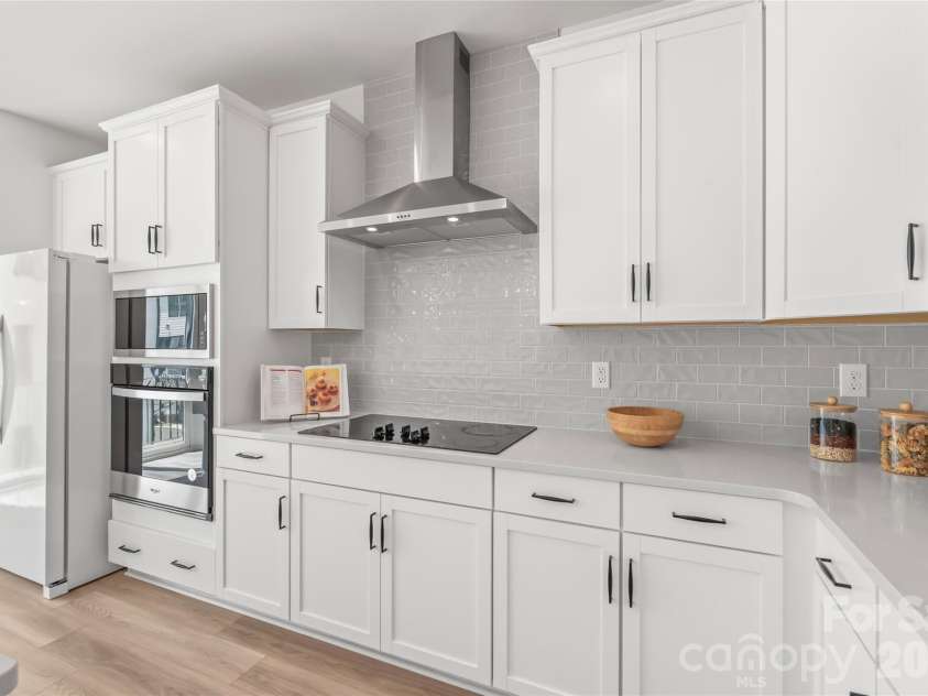 15309 Ballancroft Parkway, Charlotte, NC 28277.  MLS# CAR4370374, YatesRealty ID 27093. 