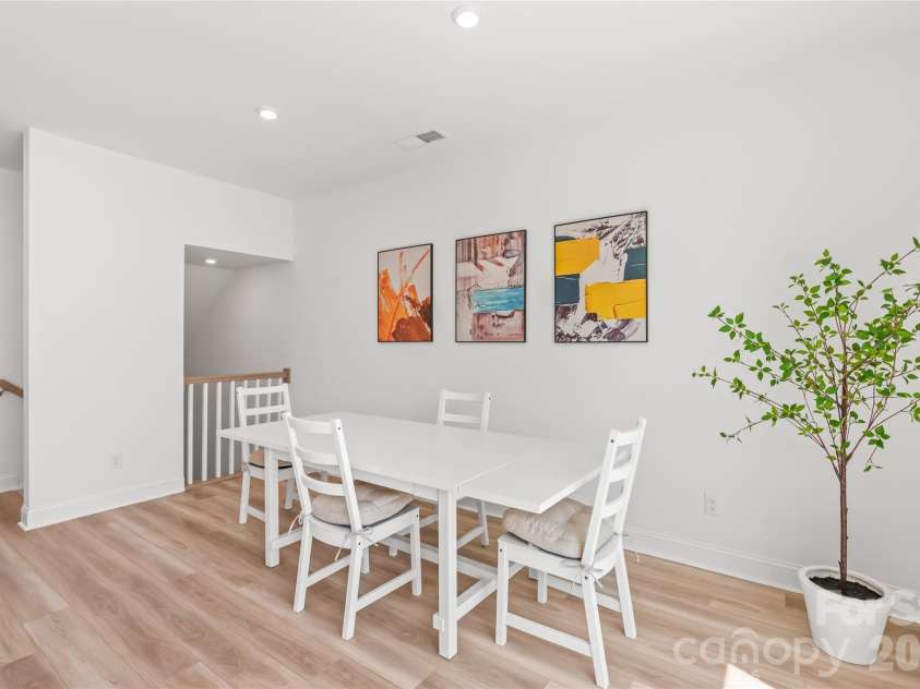 15309 Ballancroft Parkway, Charlotte, NC 28277.  MLS# CAR4370374, YatesRealty ID 27093. 