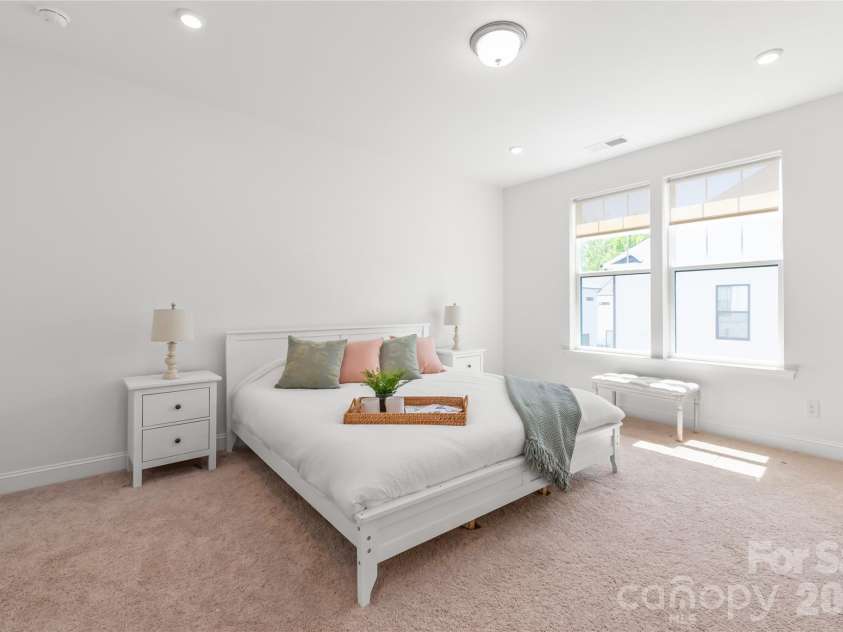 15309 Ballancroft Parkway, Charlotte, NC 28277.  MLS# CAR4370374, YatesRealty ID 27093. 