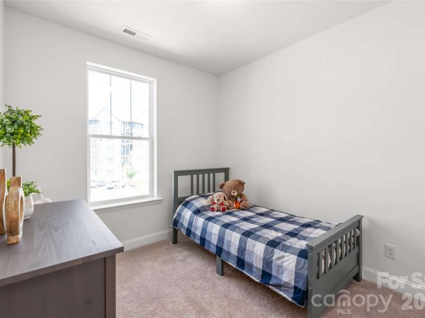 15309 Ballancroft Parkway, Charlotte, NC 28277.  MLS# CAR4370374, YatesRealty ID 27093. 