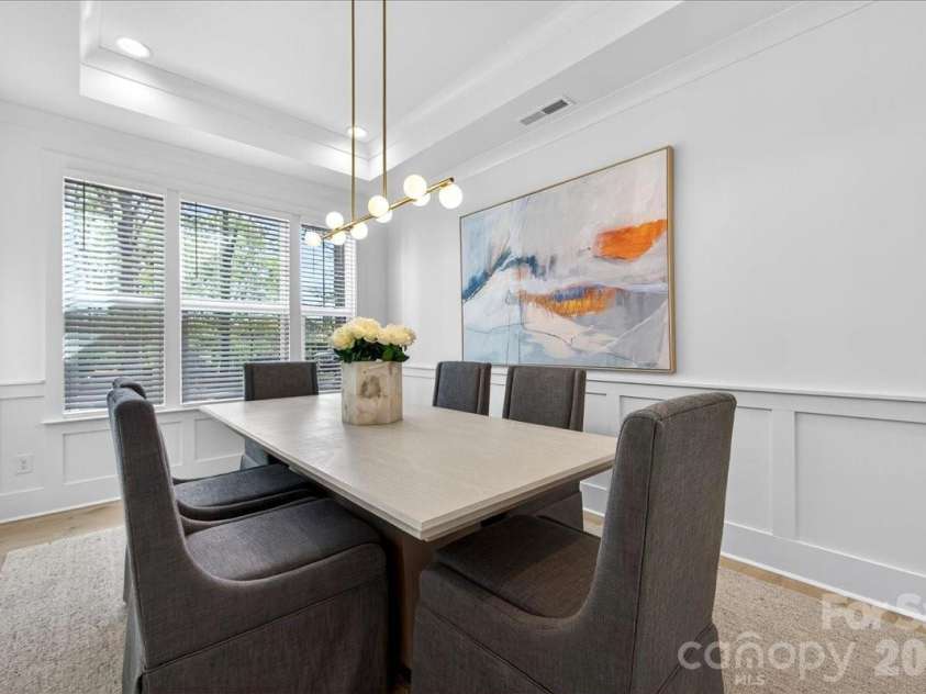 1607 Chippendale Road, Charlotte, NC 28205.  MLS# CAR4349829, YatesRealty ID 27094. 