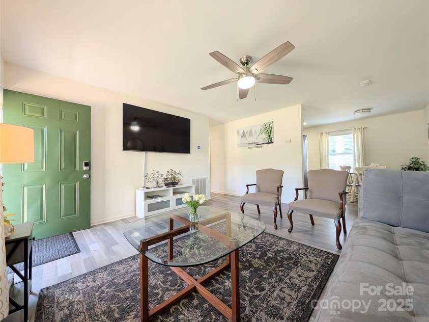 3001 Crawford Avenue, Gastonia, NC 28052.  MLS# CAR4281462, YatesRealty ID 27094. 