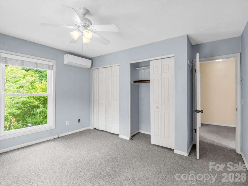 117 Willow Way, Hendersonville, NC 28739.  MLS# CAR4384780, YatesRealty ID 27096. 2nd upstairs bedroom