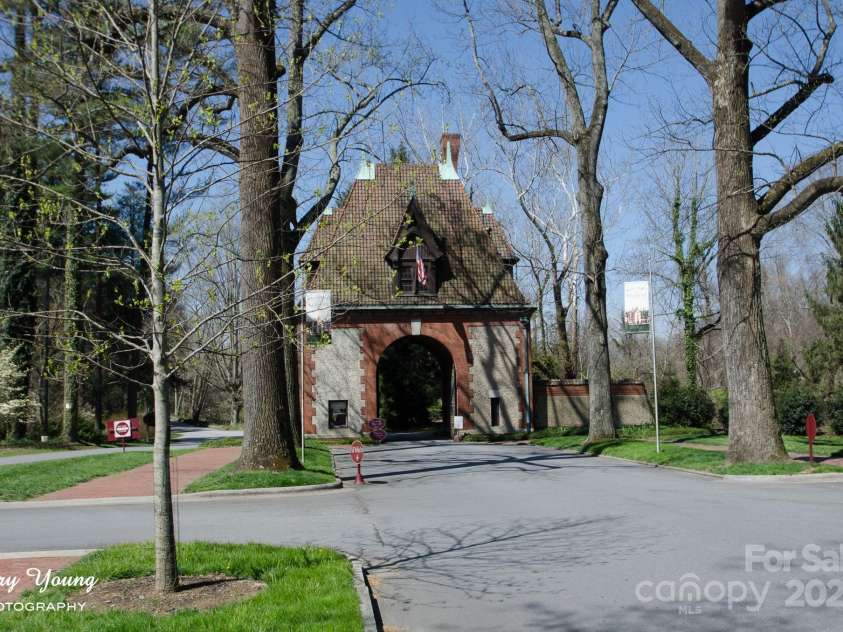 35 Douglas Place, Asheville, NC 28803.  MLS# CAR4238557, YatesRealty ID 27097. Biltmore Estate Entrance