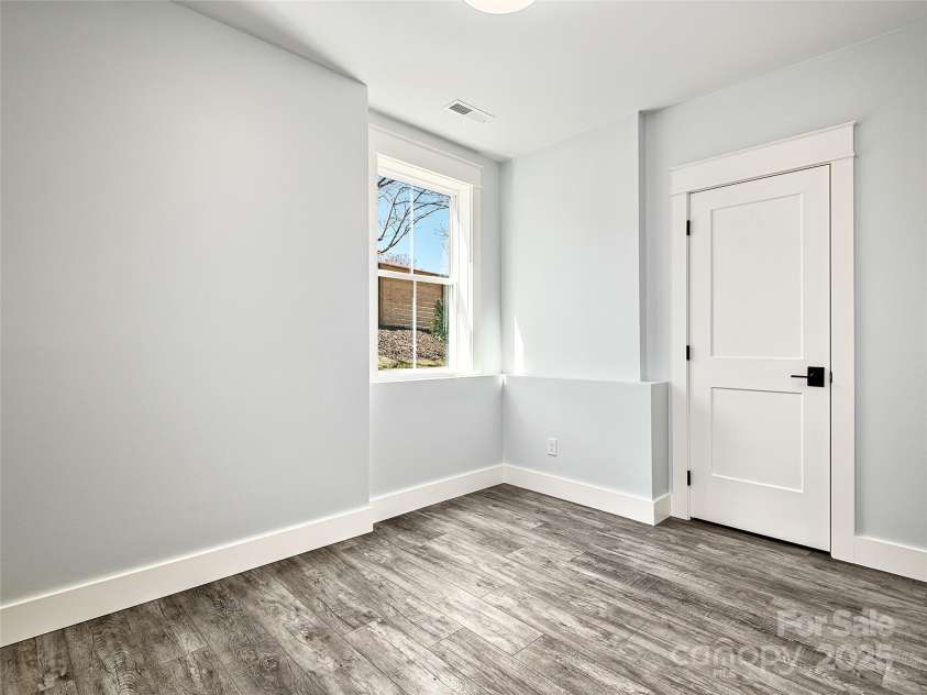 35 Douglas Place, Asheville, NC 28803.  MLS# CAR4238557, YatesRealty ID 27097. Example Purposes Only- Similar House