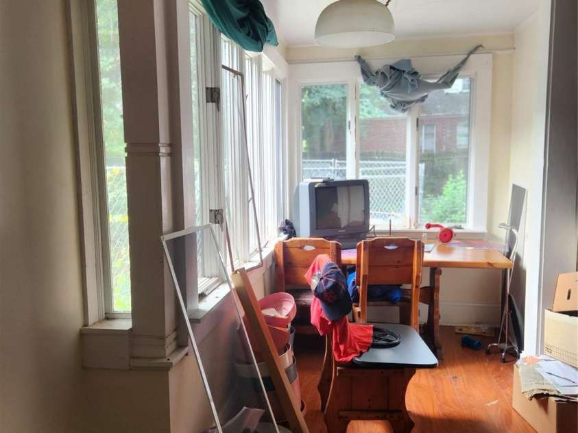 425 Horah Street, Salisbury, NC 28144.  MLS# CAR4267014, YatesRealty ID 27098. Breakfast Area Off Kitchen