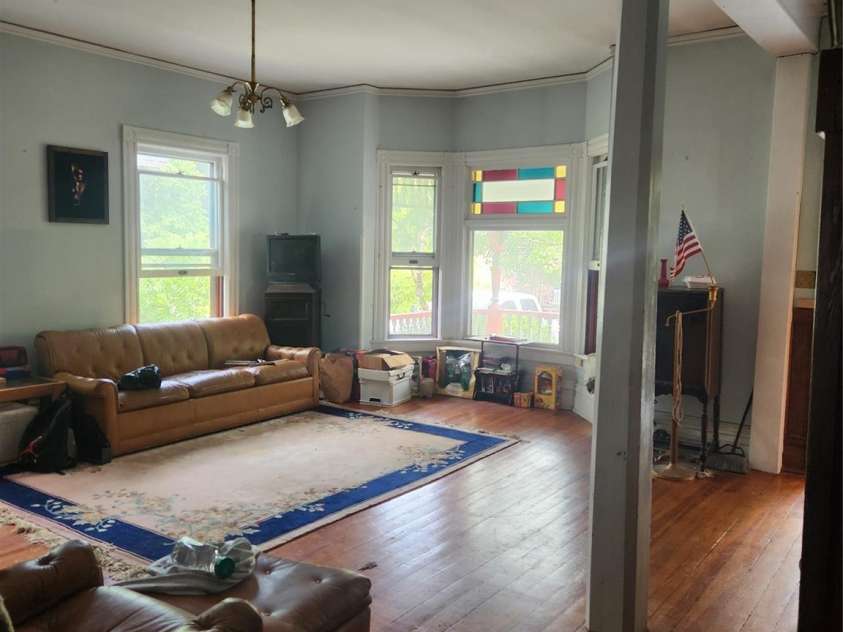 425 Horah Street, Salisbury, NC 28144.  MLS# CAR4267014, YatesRealty ID 27098. Great Room
