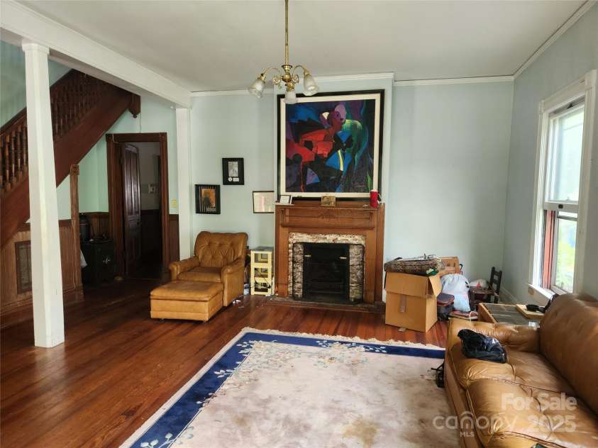 425 Horah Street, Salisbury, NC 28144.  MLS# CAR4267014, YatesRealty ID 27098. Great Room with FP