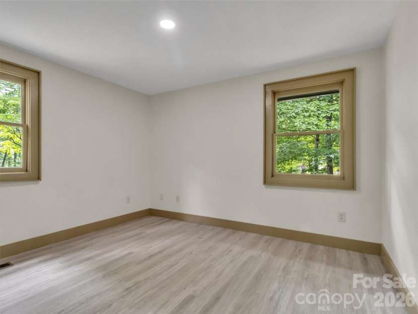 148 Cross Stitch Mountain Road, Sylva, NC 28779.  MLS# CAR4388302, YatesRealty ID 27099. 
