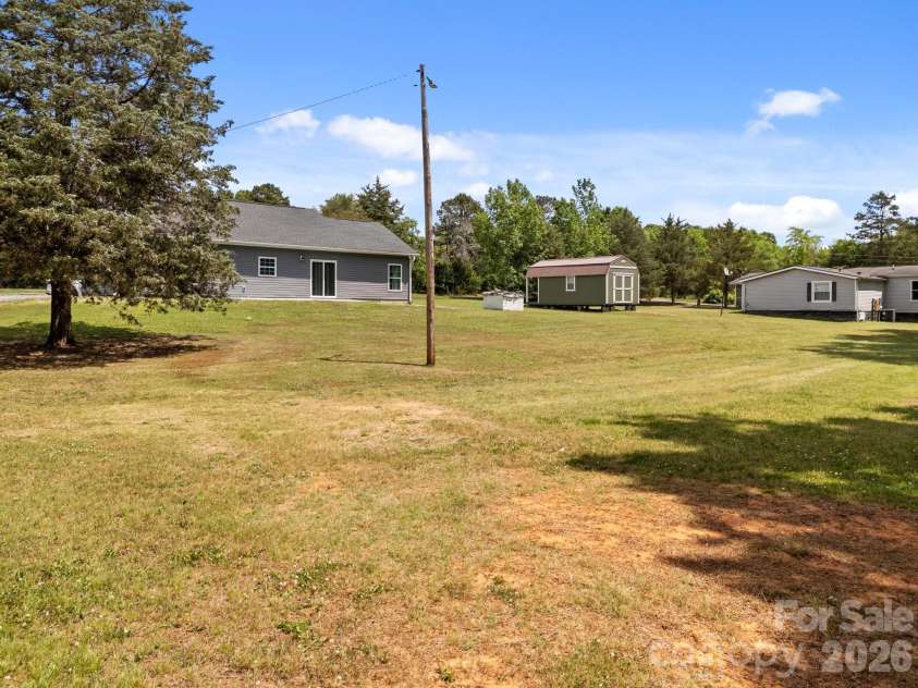 14532 Rocky River Road, Davidson, NC 28036.  MLS# CAR4248123, YatesRealty ID 2710. 