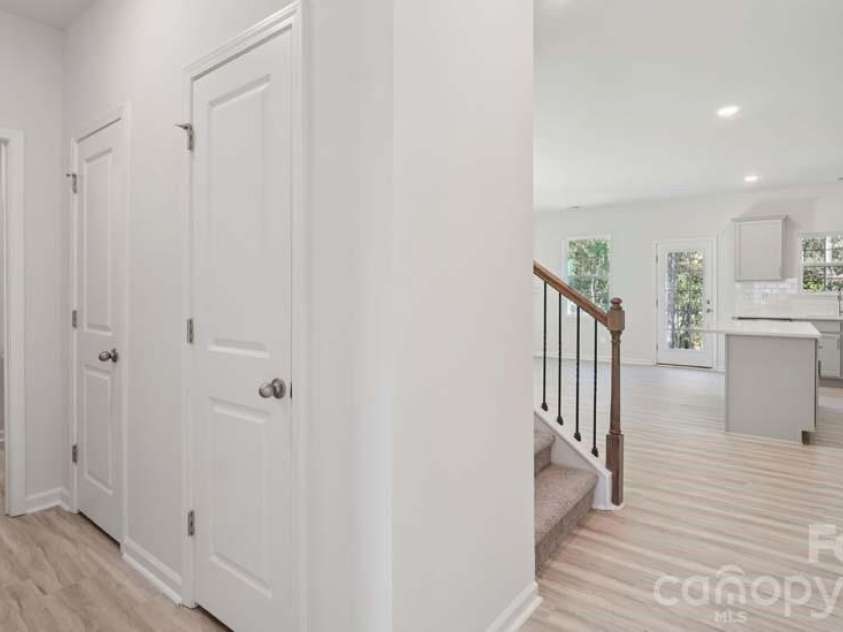 3845 Maxwell Henry Lane, Conover, NC 28613.  MLS# CAR4385161, YatesRealty ID 27101. 