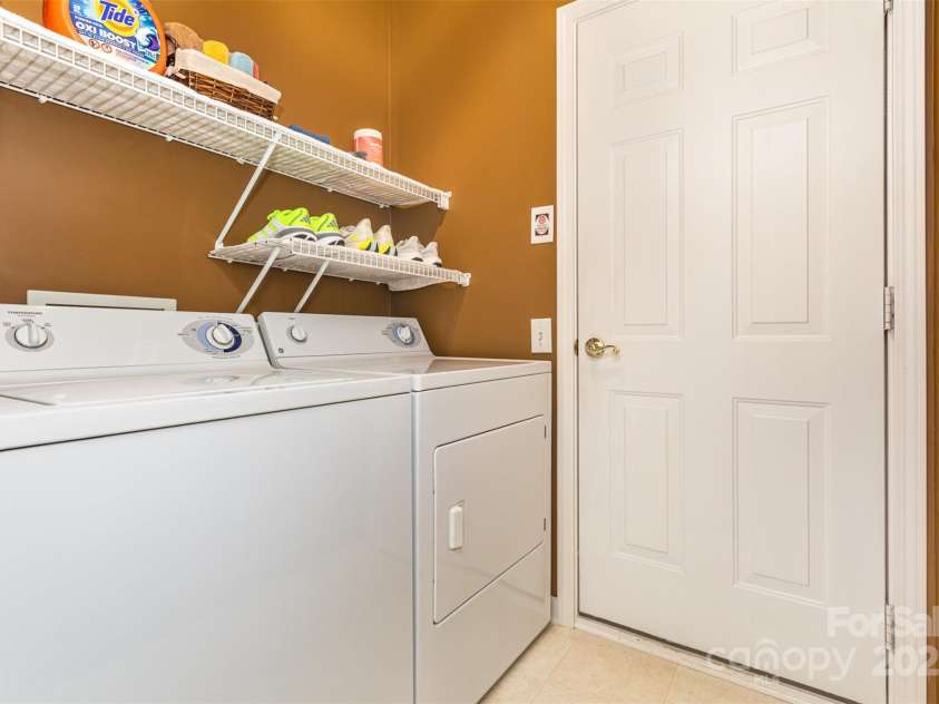 9224 Elrose Place, Charlotte, NC 28277.  MLS# CAR4281575, YatesRealty ID 27102. 