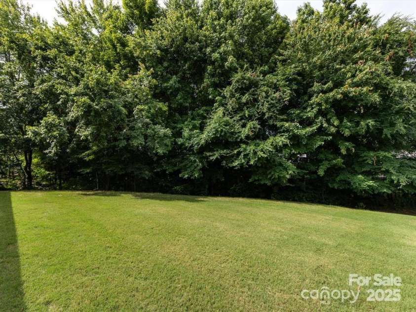 9224 Elrose Place, Charlotte, NC 28277.  MLS# CAR4281575, YatesRealty ID 27102. 